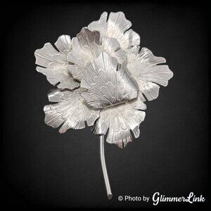 Vintage Coro Silver Tone Ginkgo Leaf Brooch - 1950s Mid Century Floral Pin